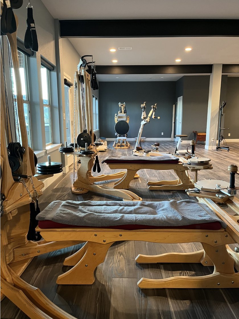 The bodySpan studio interior, with equipment and natural light